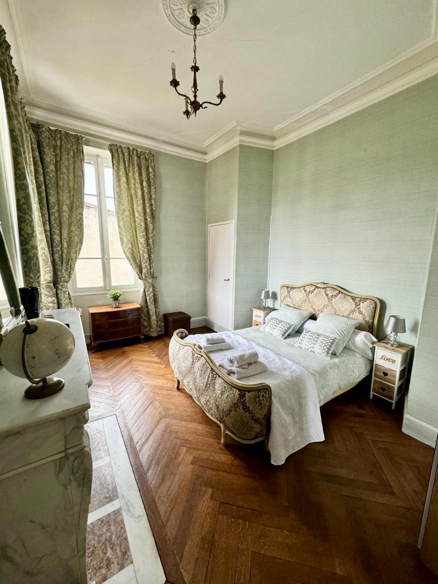 La Maison D'Hotes Du Chapelier Espéraza Екстериор снимка